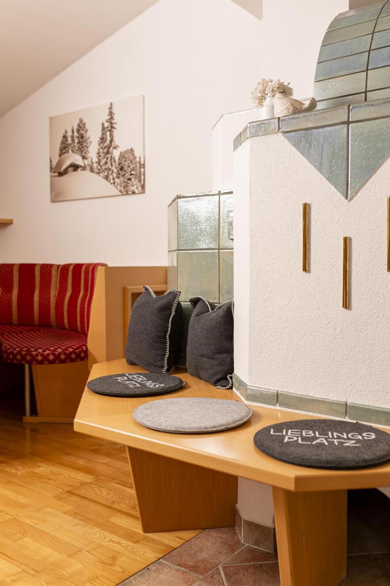 Haus Jochler Apartment Рид им Цилертал Стая снимка