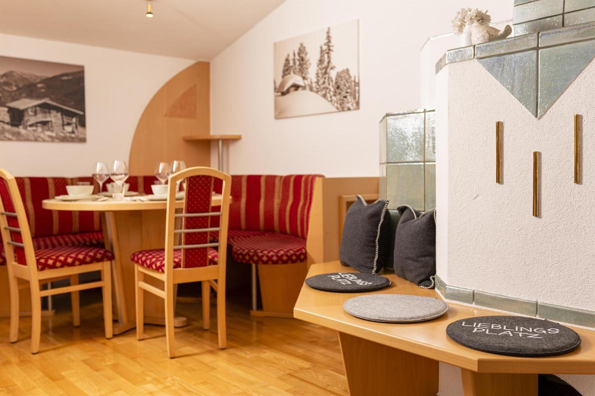 Haus Jochler Apartment Рид им Цилертал Стая снимка